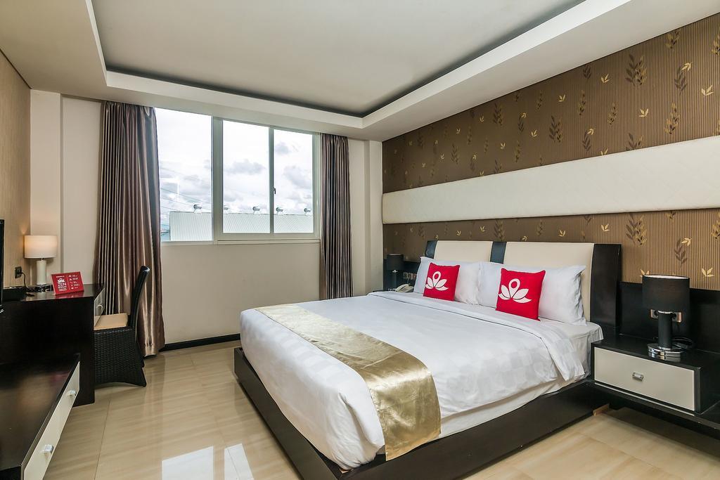 Zen Rooms Denpasar Marlboro Esterno foto